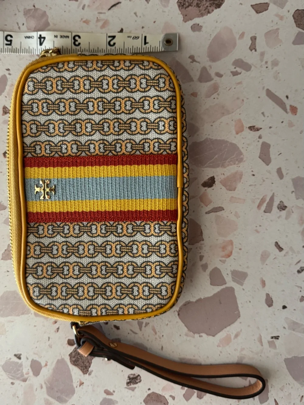 Tory Burch compact tory